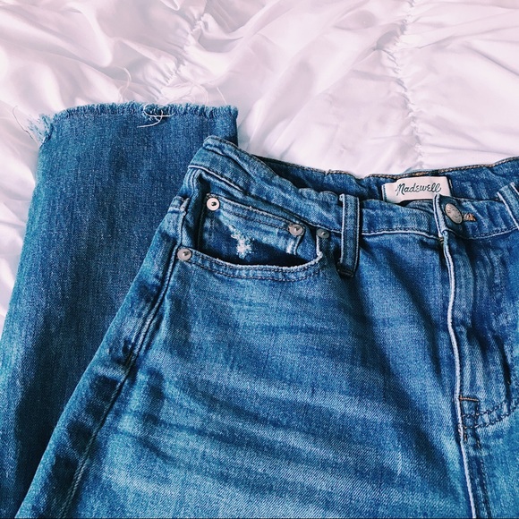 MADEWELL HIGH RISE SLIM BOYJEAN DISTRESSED - Picture 2 of 11